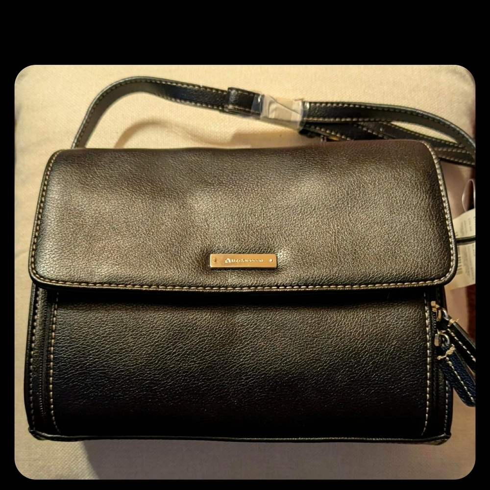 Liz Claiborne Black Shoulder / Crossbody Bag Red Interior New W/ Tag